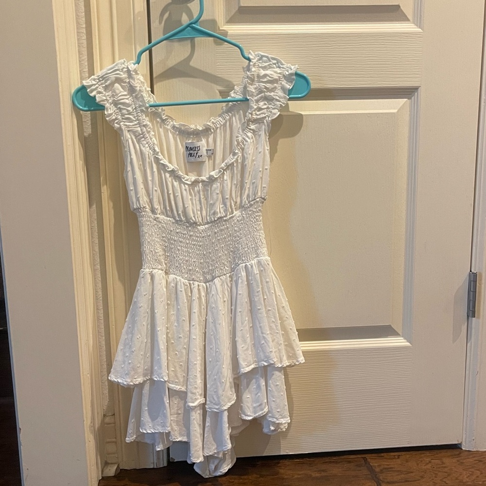 Princess Polly like new The Love Galore white romper size 2